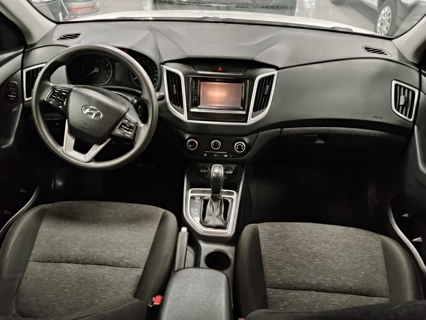 HYUNDAI CRETA ACTION 1.6 - Foto 5