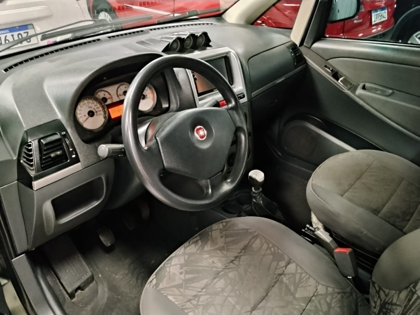 FIAT IDEA ADVENTURE 1.8 - Foto 3