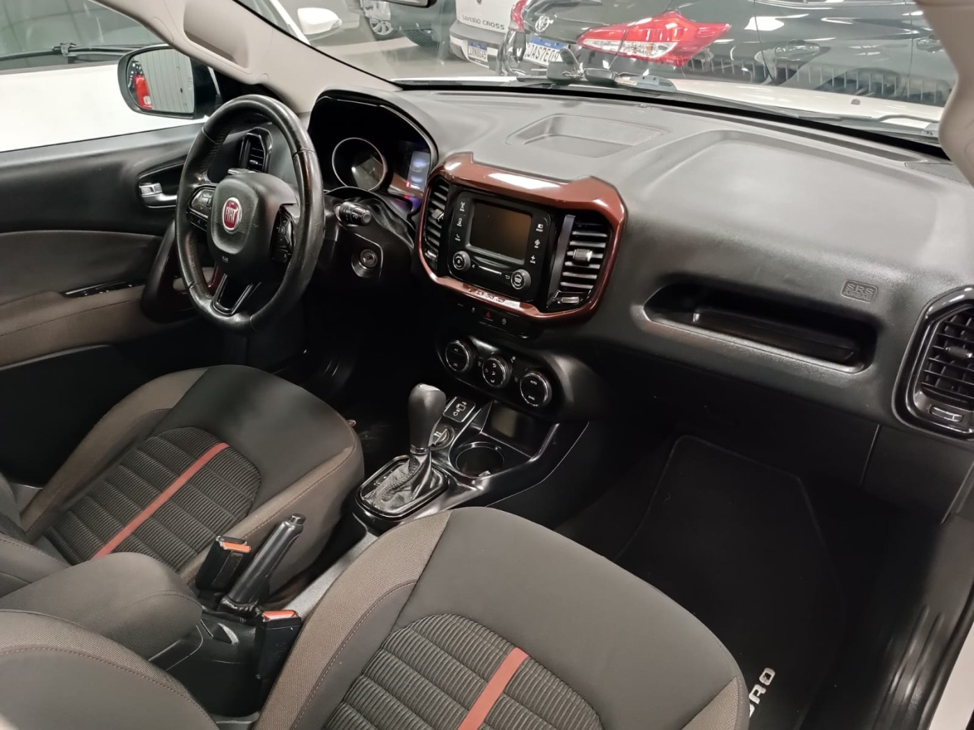 FIAT TORO FREEDOM FLEX - Foto 4