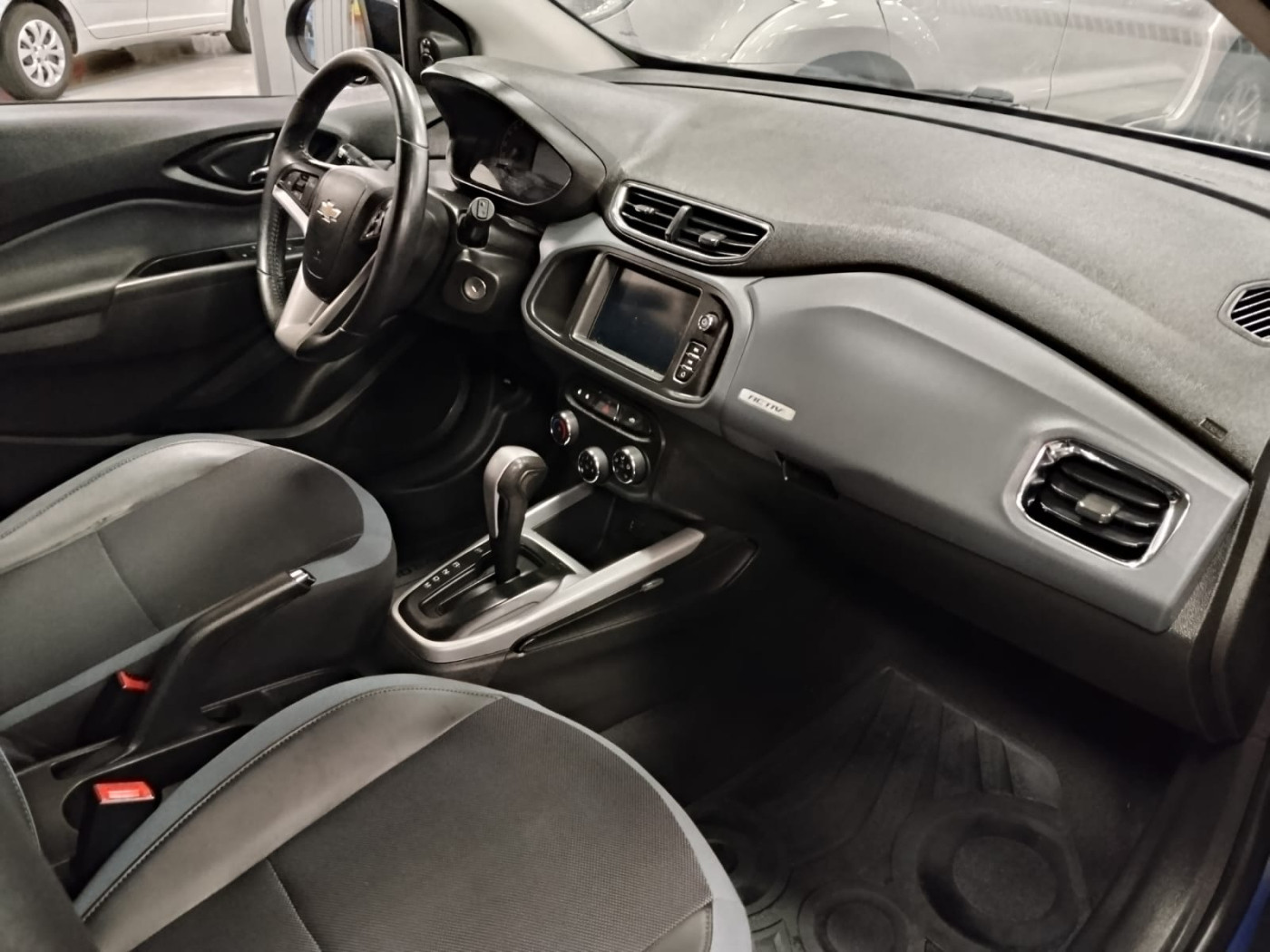 GM ONIX ACTIV 1.4 - Foto 4