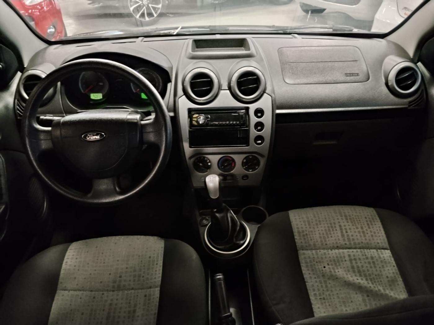 FORD FIESTA SEDAN 1.0 - Foto 4