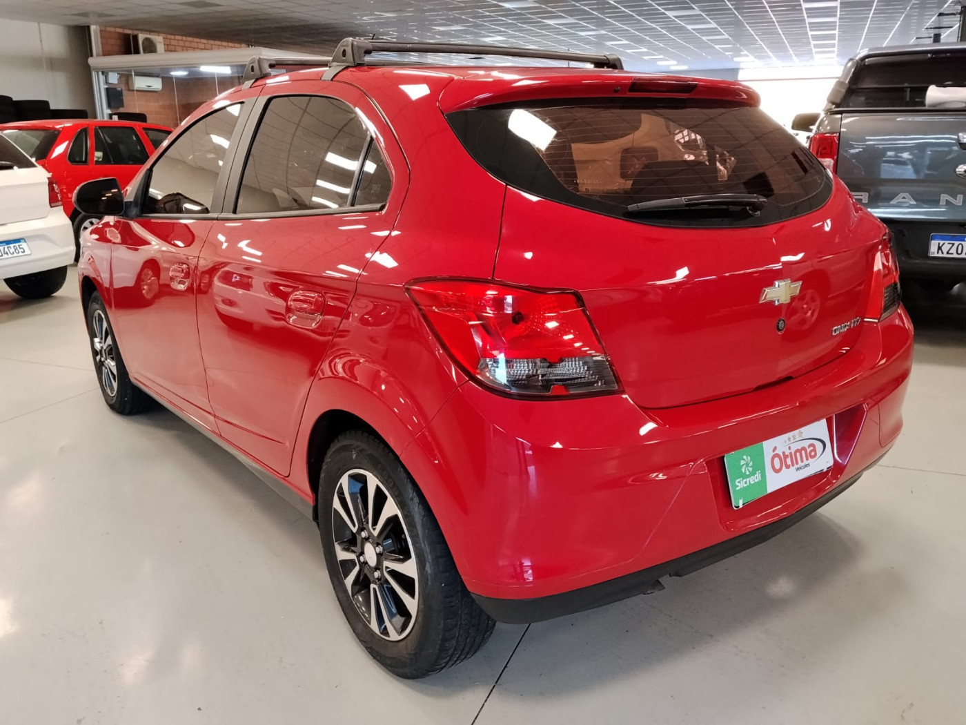GM ONIX 1.4 LTZ AUT - Foto 8