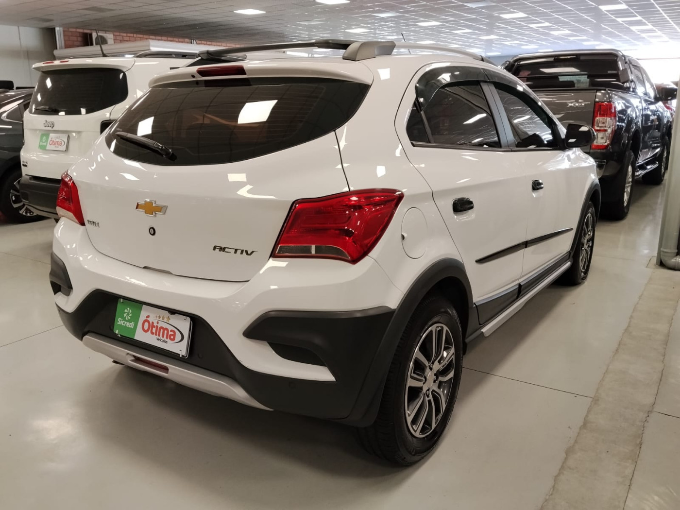 GM ONIX ACTIV 1.4 AUT - Foto 7