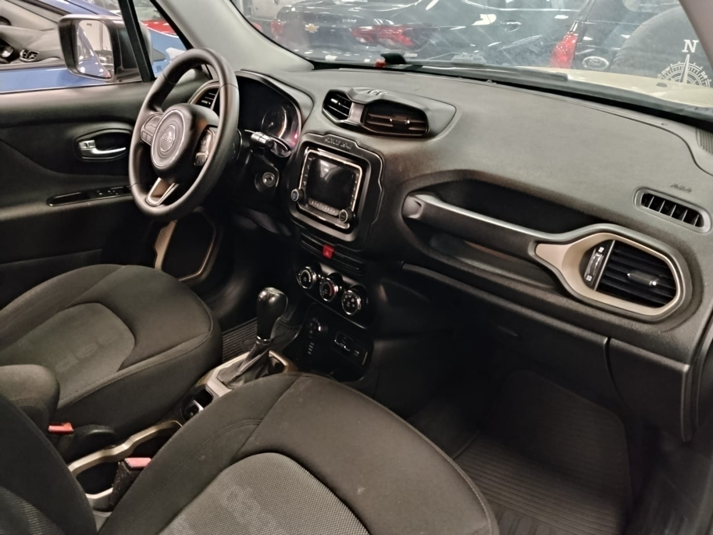 JEEP RENEGADE SPORT 4X4 - Foto 4