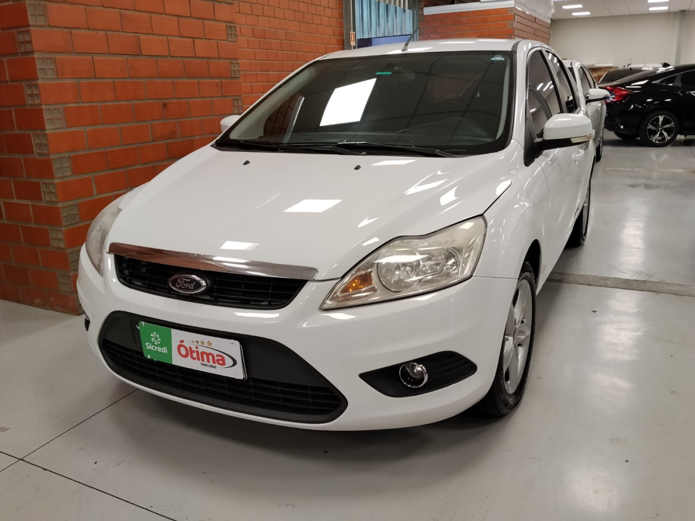 FORD FOCUS 1.6 HB - Foto 2