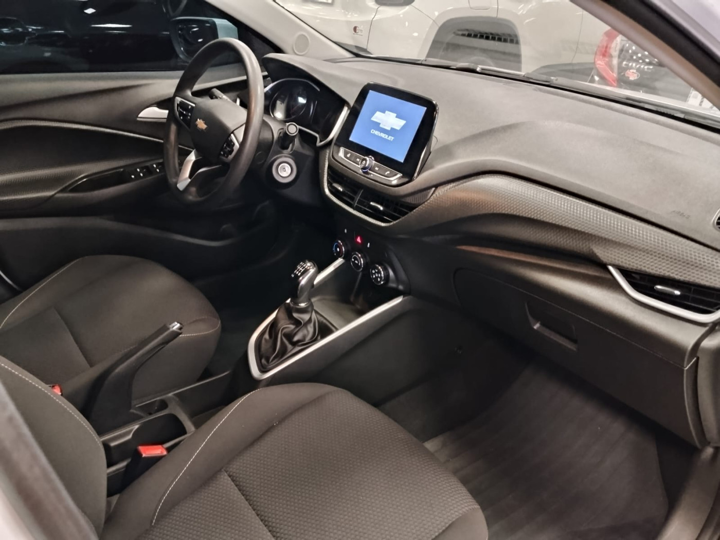 GM ONIX LT 1.0 - Foto 4