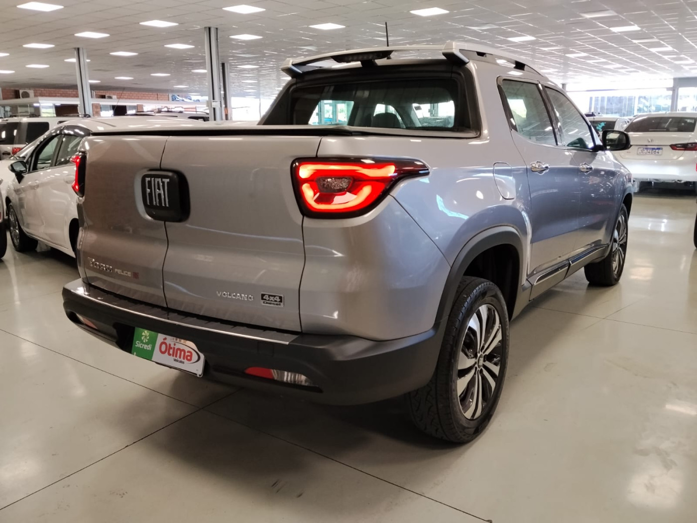 FIAT TORO VOLCANO DIESEL 4X4 - Foto 8