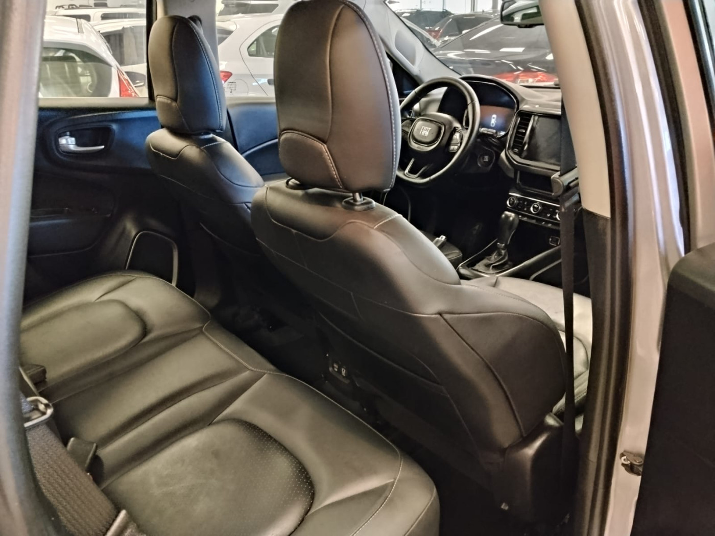 FIAT TORO VOLCANO DIESEL 4X4 - Foto 6