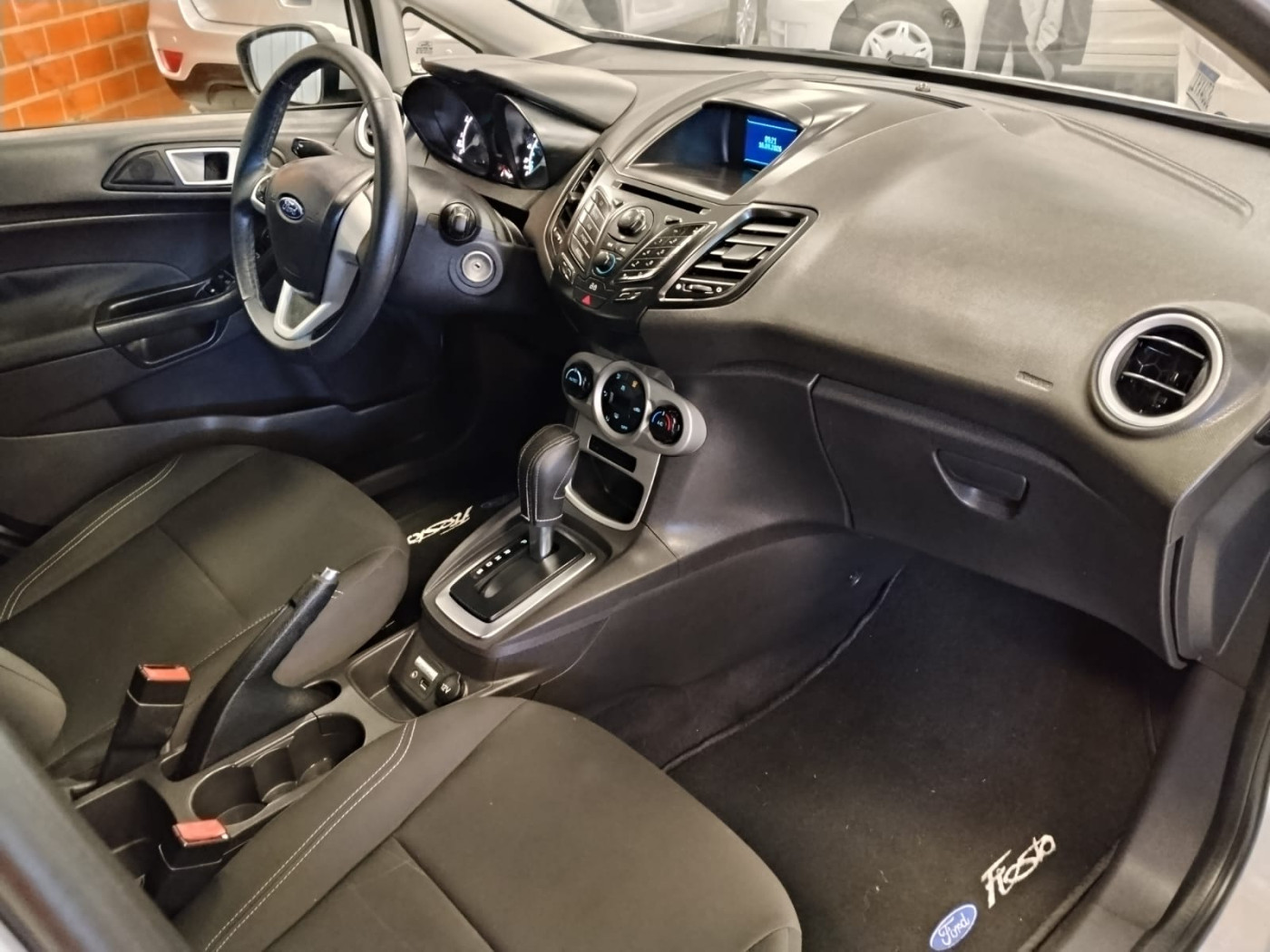 FORD NEW FIESTA SEL 1.6 - Foto 4