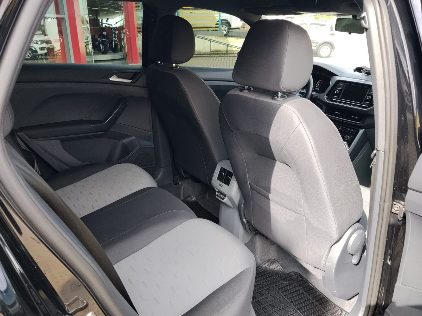 VW T-CROSS  - Foto 8
