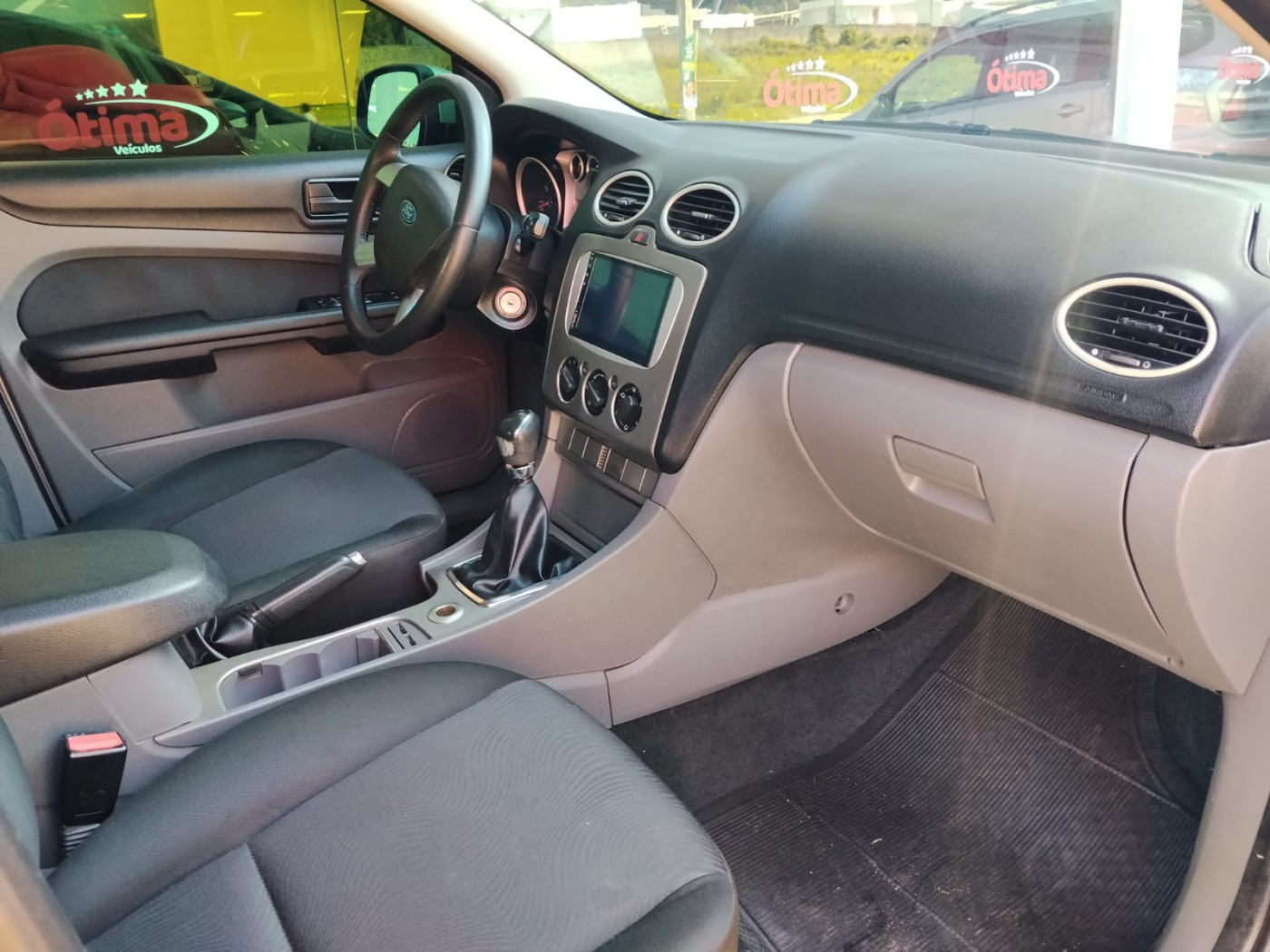 FORD FOCUS 1.6 HB - Foto 4