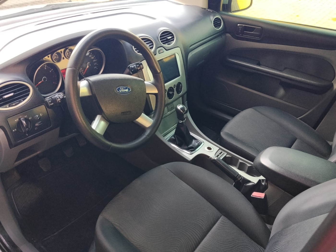 FORD FOCUS 1.6 HB - Foto 3