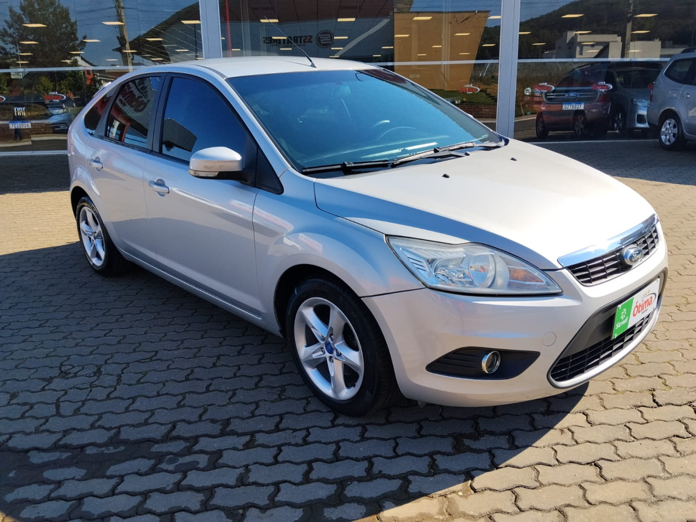 FORD FOCUS 1.6 HB - Foto 2