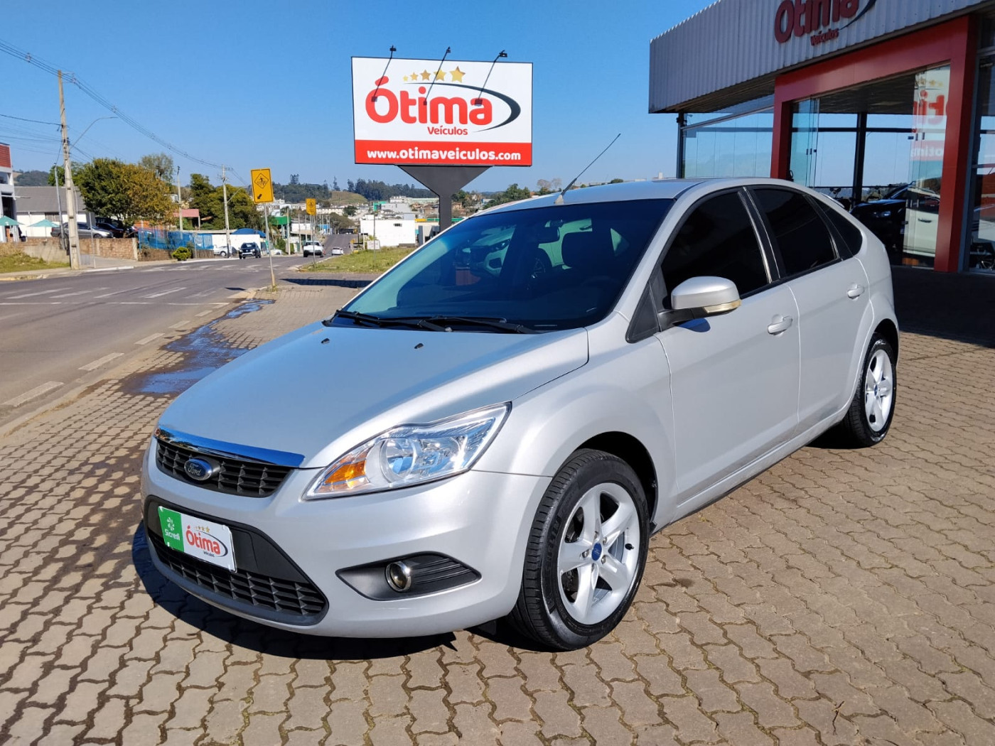 FORD FOCUS 1.6 HB - Foto 1