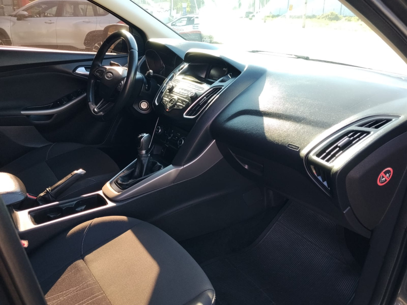 FORD FOCUS 1.6 MANUAL - Foto 4