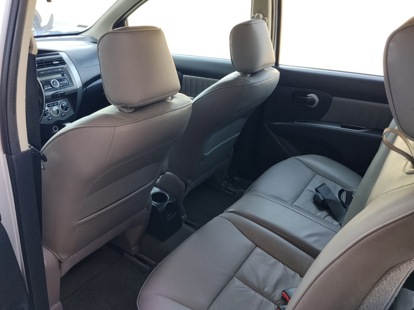 NISSAN LIVINA GRAND 1.8 AT 7 LUGARES - Foto 7