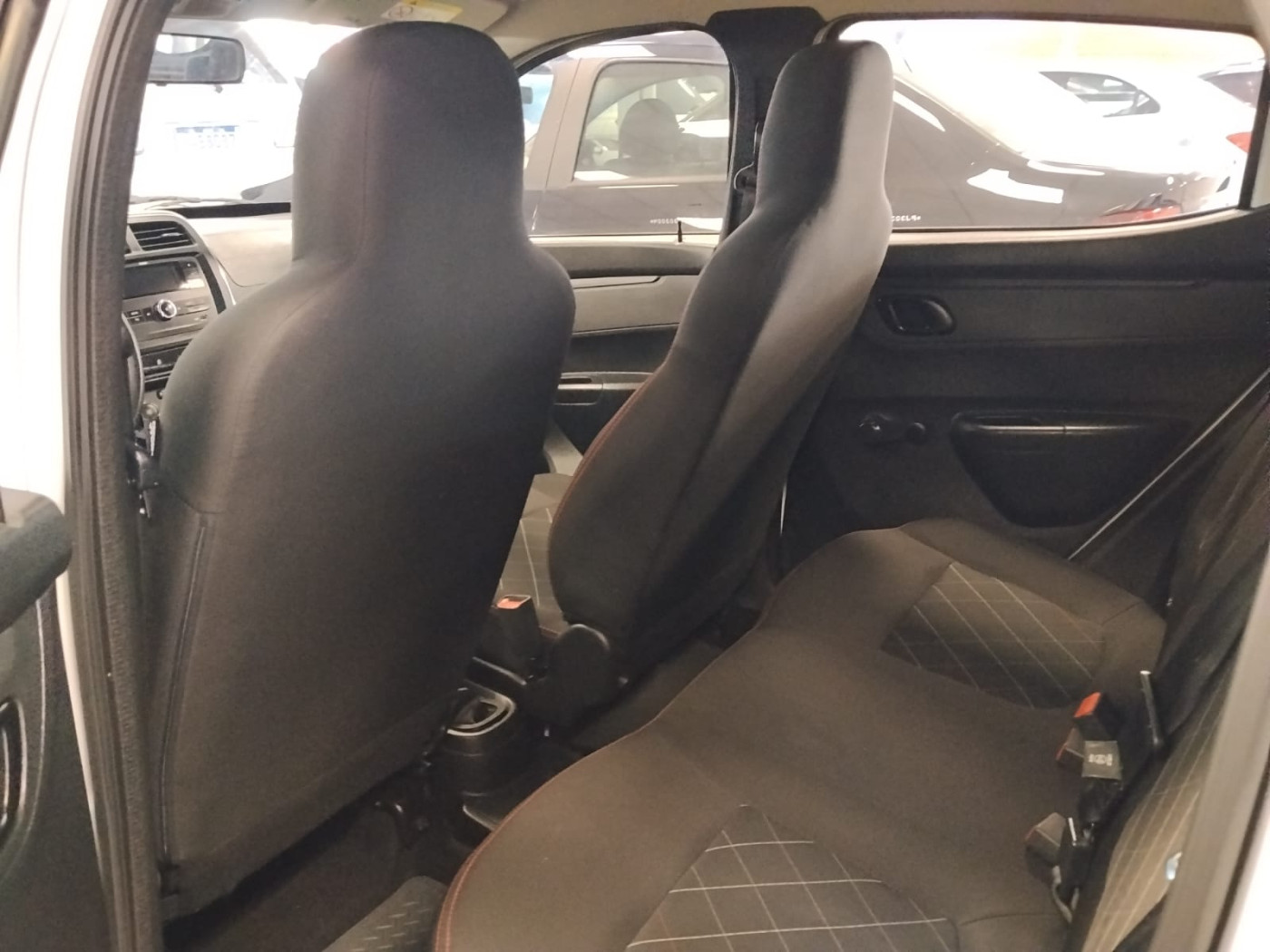 RENAULT KWID ZEN2 1.0 - Foto 6