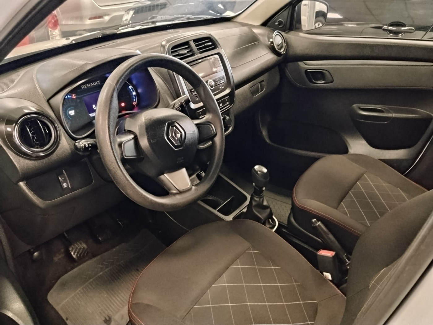 RENAULT KWID ZEN2 1.0 - Foto 3