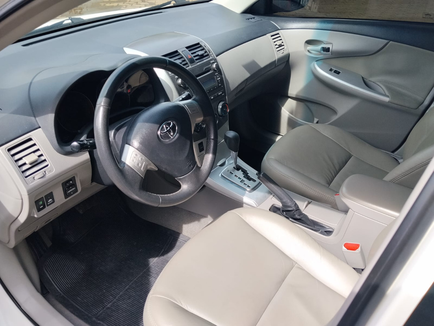 TOYOTA COROLLA GLI 1.8 - Foto 3