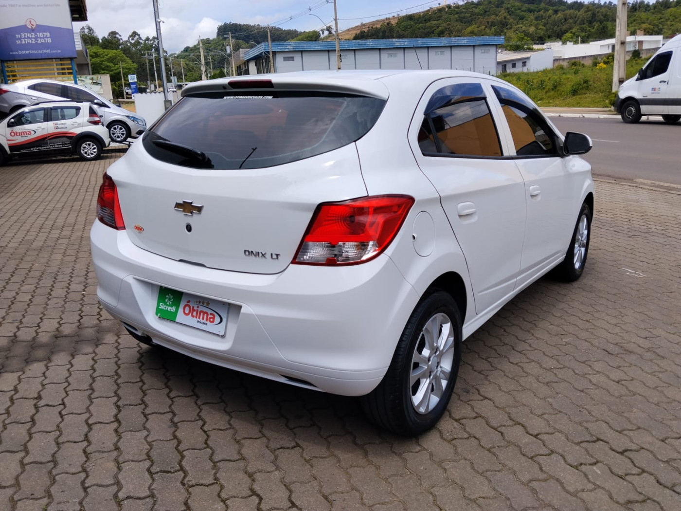 GM ONIX 1.0 LT  - Foto 7