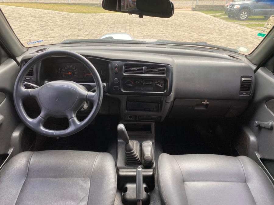 MITSUBISHI L200 GL 4X4 DIESEL 2009 - Foto 5