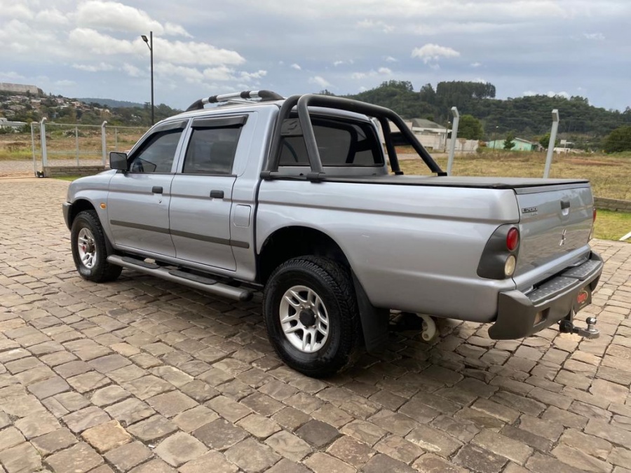 MITSUBISHI L200 GL 4X4 DIESEL 2009 - Foto 8