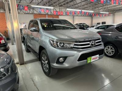 TOYOTA HILUX SRX 2.8 4X4 DIESEL AT - Foto 2