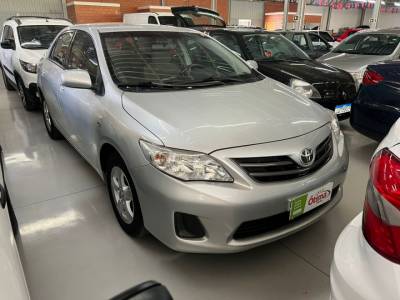 TOYOTA COROLLA XLI 2013 AUTOMÁTICO - Foto 2