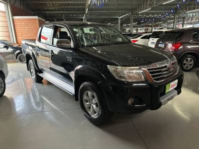 TOYOTA HILUX SRV FLEX 4X4 - Foto 1