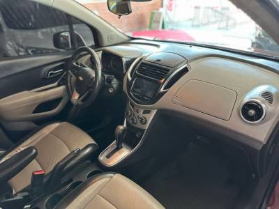 CHEVROLET TRACKER LTZ 1.8 - Foto 3