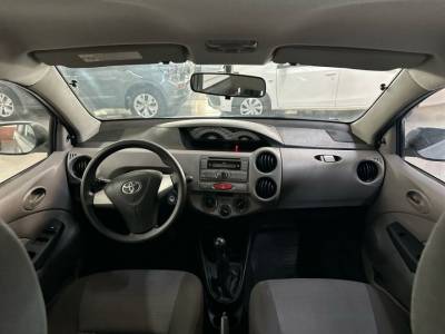 TOYOTA ETIOS XS SEDAN 1.5 - Foto 7
