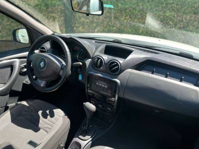 RENAULT DUSTER 2.0  - Foto 6