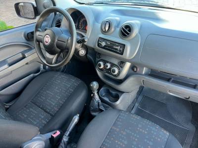 FIAT UNO VIVACE 1.0 2016 - Foto 3