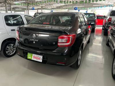 RENAULT LOGAN DYNAMIQUE 1.6 2016 - Foto 9