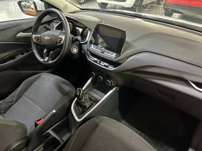 CHEVROLET ONIX PLUS LT TURBO 1.0 - Foto 4