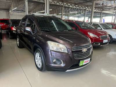 TRACKER LT 1.8 2016 AUTOMÁTICA - Foto 1