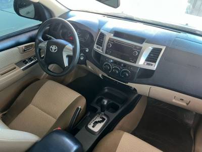 TOYOTA HILUX SW4 SR FLEX 2015 - Foto 5