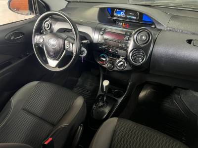 ETIOS SEDAN X PLUS AUTOMÁTICO 2019 - Foto 3