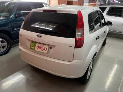 FORD FIESTA 1.6 2004 - Foto 4