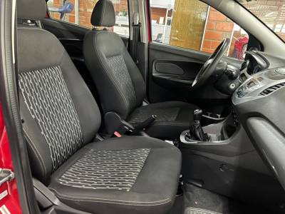 FORD KA 1.0 HATCH 2018 - Foto 4