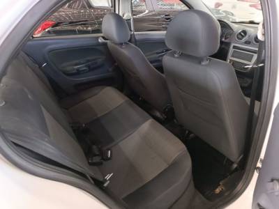 VW VOYAGE 1.6 - Foto 5