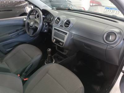 VW VOYAGE 1.6 - Foto 4