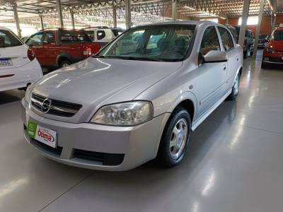 GM ASTRA SEDAN 2.0 - Foto 1