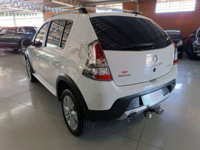 RENAULT SANDERO STEPWAY 1.6 - Foto 8