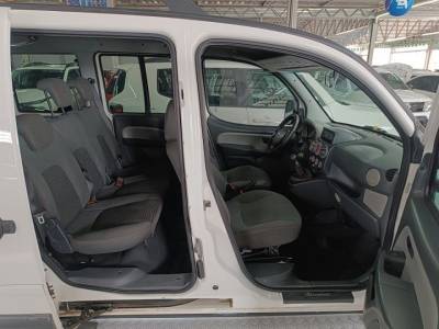 FIAT DOBLO ADVENTURE XINGU 6 LUGARES - Foto 6