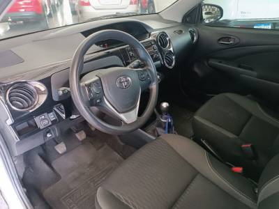 TOYOTA ETIOS XS 1.5 UNICO DONO - Foto 3