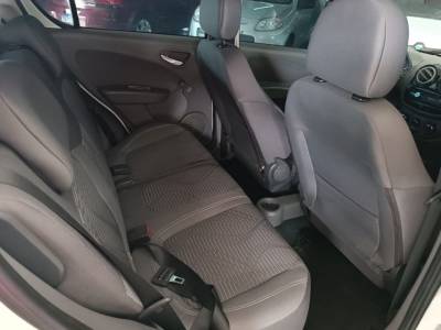 FIAT PALIO ATTRACTIVE 1.0 - Foto 6