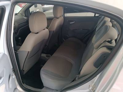 FIAT PALIO ESSENCE 1.6 - Foto 6