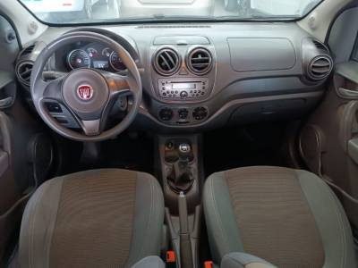 FIAT PALIO ESSENCE 1.6 - Foto 4