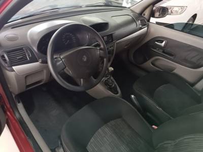 RENAULT SYMBOL 1.6 - Foto 3